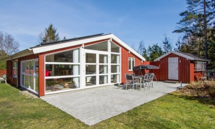 'Alisia' - 400m from the sea