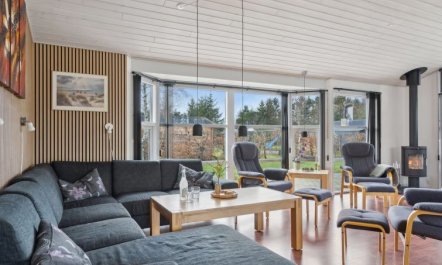 'Andrea' - 1.4km from the sea 4