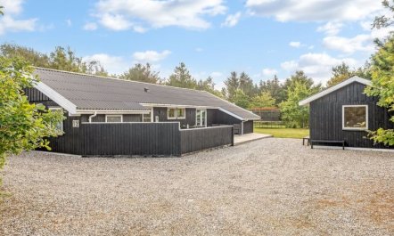 'Onni' - 2.3km from the sea 3