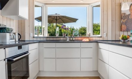 'Ilya' - 1.7km from the sea 1