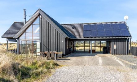 'Lilie' - 350m from the sea