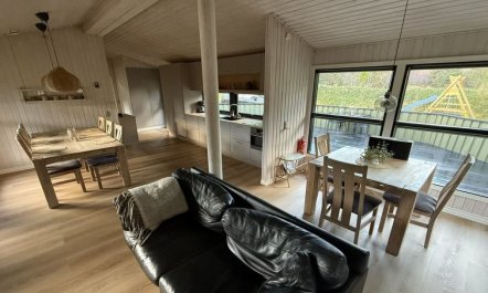 'Glenda' - 3km from the sea 3