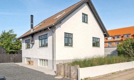 'Evgenia' - 950m from the sea