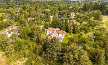 'Verner' - 900m from the sea 1