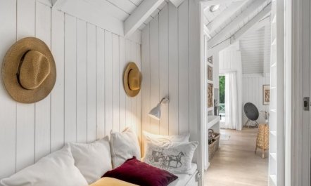 'Verner' - 900m from the sea 2