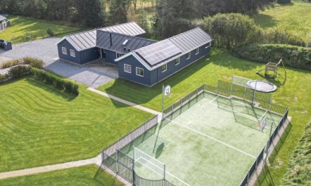 'Sinikka' - 350m from the sea