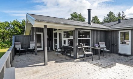 'Aletha' - 180m from the sea 2