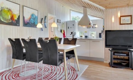 'Aletha' - 180m from the sea 7