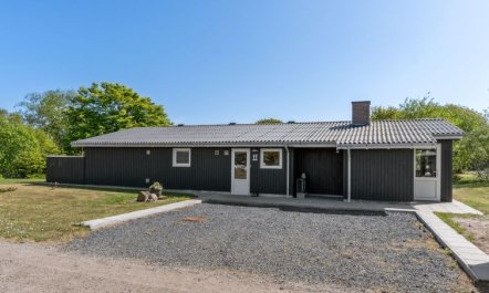 'Hylleborg' - 400m from the sea