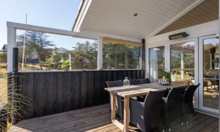 'Gun' - 450m from the sea 7