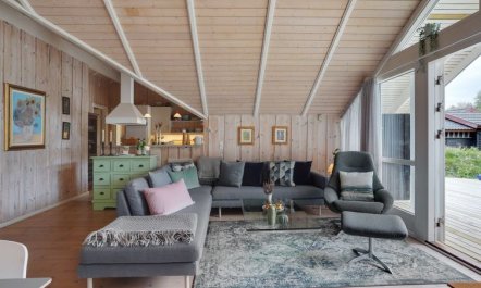 'Varpu' - 1.6km from the sea 1