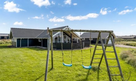 'Freya' - 200m from the sea 4