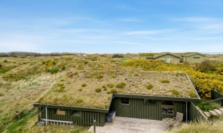 'Hunved' - 500m from the sea