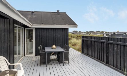 'Arwen' - 200m from the sea 7