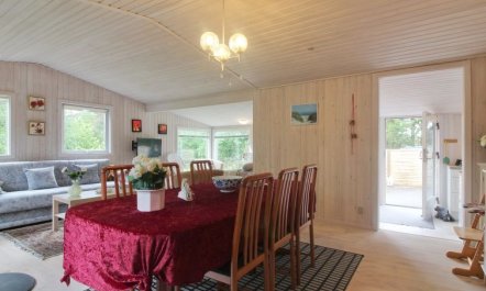 'Elmer' - 400m from the sea 3