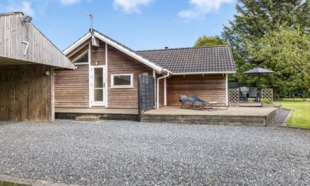 'Sylwia' - 250m to the fjord 7