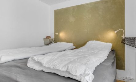 'Ehm' - 600m from the sea 5