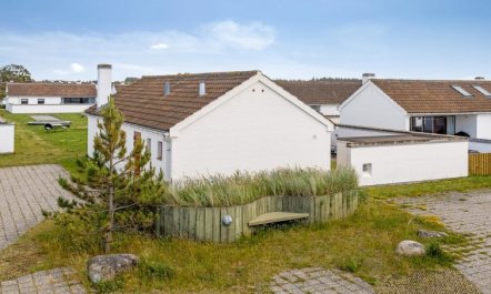 'Leny' - 900m from the sea 2