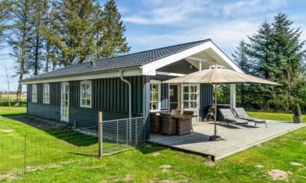 'Nanja' - 759m from the sea