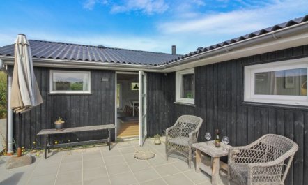 'Ingemar' - 100m from the sea 7