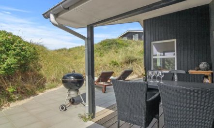 'Ingemar' - 100m from the sea 5