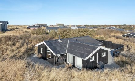 'Ingemar' - 100m from the sea 3