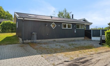 'Rafn' - 550m from the sea 6