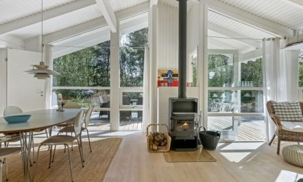 'Ran' - 600m from the sea 2