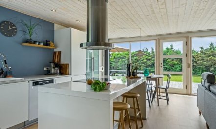 'Ingiald' - 600m from the sea 4