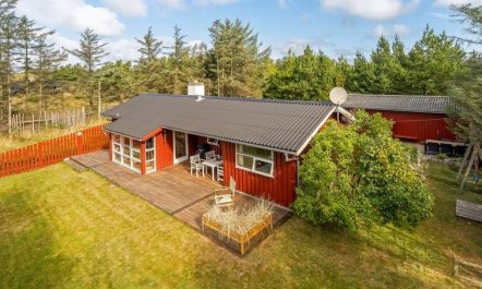 'Ingobert' - 600m from the sea