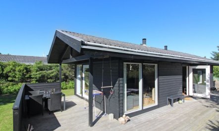 'Eyer' - 800m from the sea