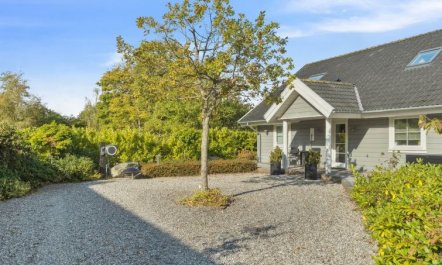 'Marrit' - 500m from the sea 3