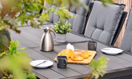 'Ann' - 1.3km from the sea 7