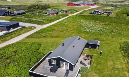 'Sanni' - 225m from the sea