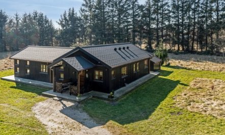 'Marla' - 1.1km from the sea