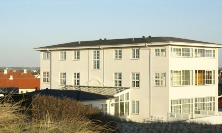 'Asa' - 75m from the sea