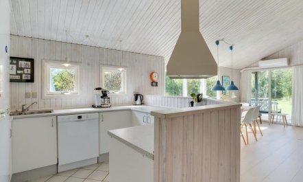 'Hagbard' - 2.6km from the sea 3