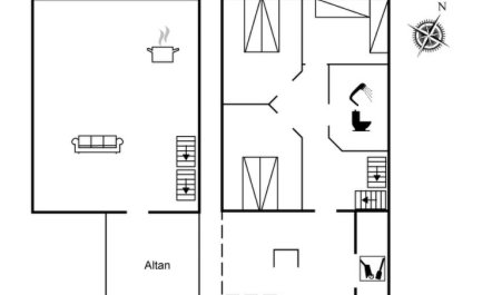 'Thyra' - 700m from the sea 1