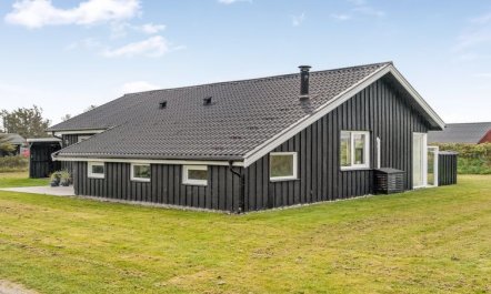 'Raadengaard' - 400m from the sea 1