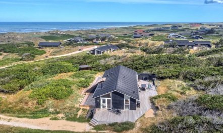 'Marthine' - 200m from the sea 2