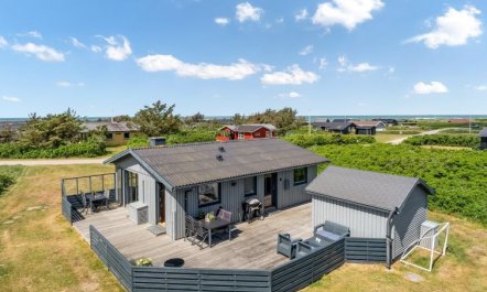 'Iiris' - 200m from the sea 2