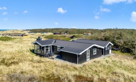 'Ingela' - 350m from the sea