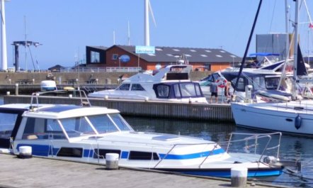 'Line' - 10m from the sea 3