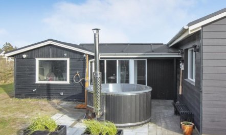 'Jespar' - 300m from the sea 4