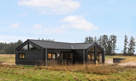 'Sasja' - 1.5km from the sea