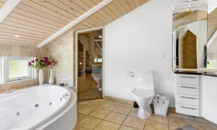 'Tatyana' - 1.0km from the sea 5