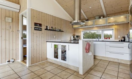 'Tatyana' - 1.0km from the sea 7