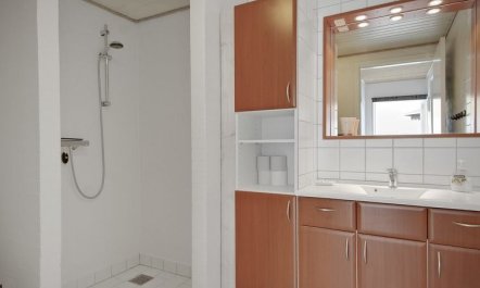 'Armi' - 75m from the sea 5