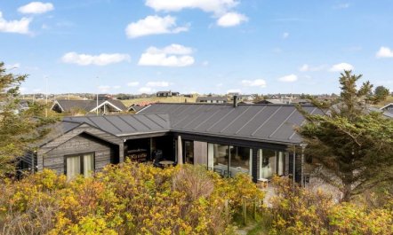 'Thorfin' - 300m from the sea 2