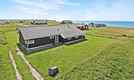 'Mette' - 98m from the sea